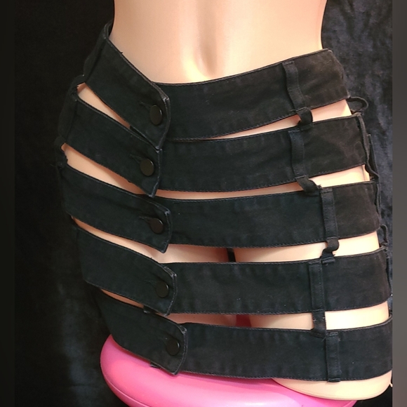 Poster Girl Wrap Strappy Skirt With Pockets Size Medium - Picture 7 of 9